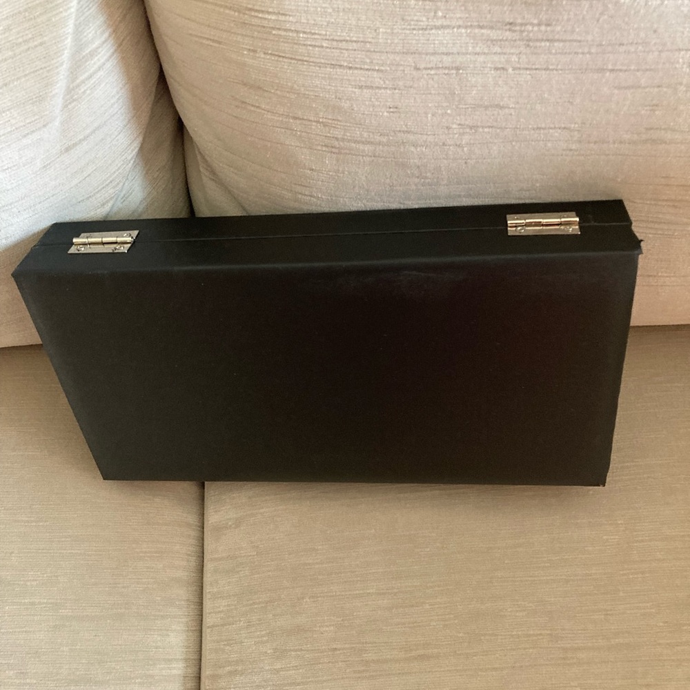 Avon's Six -In-One game Set - Picture 4 of 5